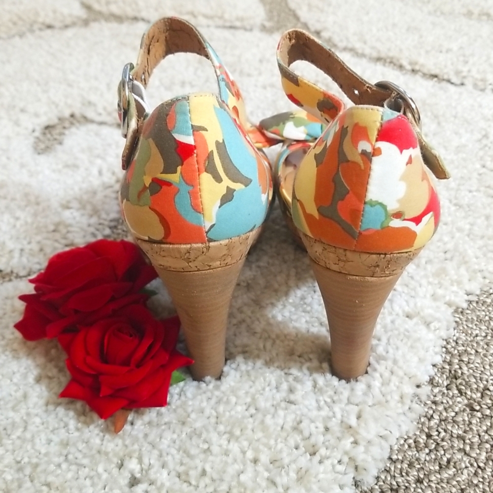 Gianni Bini floral cork style stiletto 6.5 - Picture 7 of 12